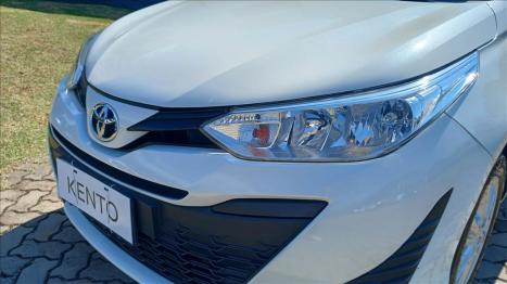 TOYOTA Yaris Hatch 1.3 16V 4P FLEX XL MULTIDRIVE AUTOM�TICO CVT, Foto 7
