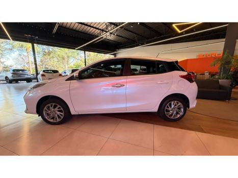 TOYOTA Yaris Hatch 1.5 16V 4P FLEX XS CONNECT MULTIDRIVE AUTOMÁTICO CVT, Foto 7