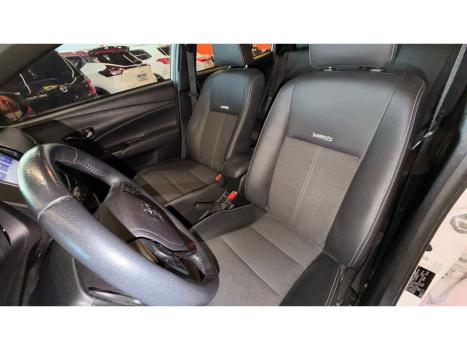 TOYOTA Yaris Hatch 1.5 16V 4P FLEX XS CONNECT MULTIDRIVE AUTOMÁTICO CVT, Foto 13