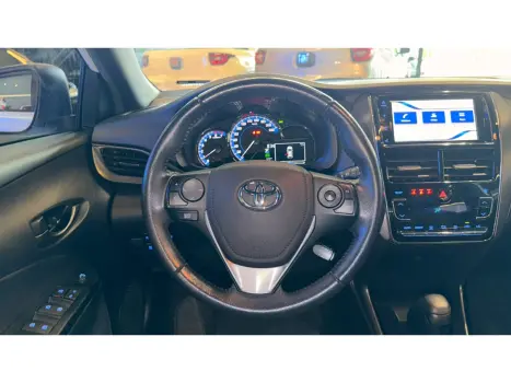 TOYOTA Yaris Hatch 1.5 16V 4P FLEX XS CONNECT MULTIDRIVE AUTOMÁTICO CVT, Foto 21