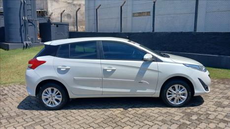 TOYOTA Yaris Hatch 1.3 16V 4P FLEX XL MULTIDRIVE AUTOMÁTICO CVT, Foto 5