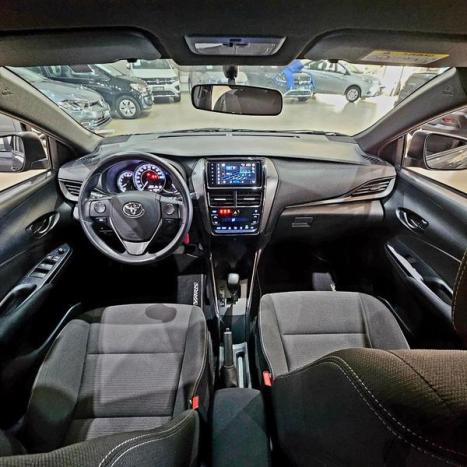 TOYOTA Yaris Hatch 1.5 16V 4P FLEX XL MULTIDRIVE AUTOMÁTICO CVT, Foto 6