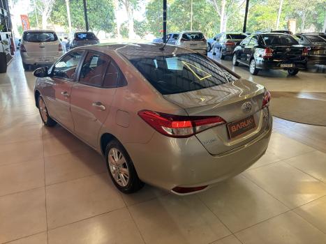 TOYOTA Yaris Sedan 1.5 16V 4P FLEX XL MULTIDRIVE AUTOM�TICO CVT, Foto 4