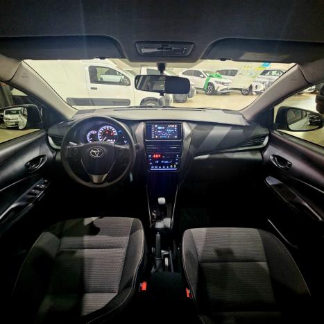 TOYOTA Yaris Sedan 1.5 16V 4P FLEX XL MULTIDRIVE AUTOM�TICO CVT, Foto 6