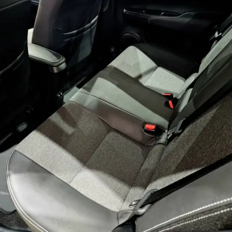 TOYOTA Yaris Sedan 1.5 16V 4P FLEX XS MULTIDRIVE AUTOM�TICO CVT, Foto 8