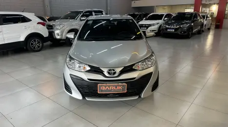 TOYOTA Yaris Sedan 1.3 16V 4P FLEX XL, Foto 4