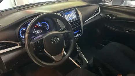 TOYOTA Yaris Sedan 1.3 16V 4P FLEX XL, Foto 18