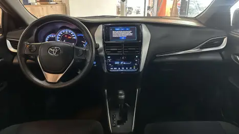 TOYOTA Yaris Sedan 1.3 16V 4P FLEX XL, Foto 19
