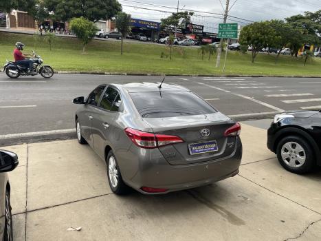 TOYOTA Yaris Sedan 1.5 16V 4P FLEX XL MULTIDRIVE AUTOM�TICO CVT, Foto 2