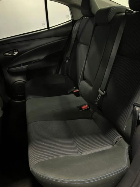 TOYOTA Yaris Sedan 1.5 16V 4P FLEX PLUS MULTIDRIVE AUTOM�TICO CVT, Foto 18