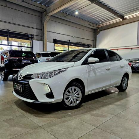 TOYOTA Yaris Sedan 1.3 16V 4P FLEX XL LIVE, Foto 3