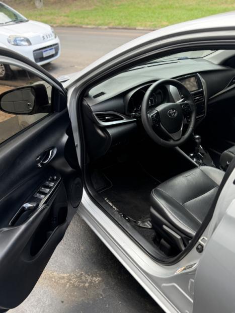 TOYOTA Yaris Sedan 1.5 16V 4P FLEX XLS MULTIDRIVE AUTOM�TICO CVT, Foto 8