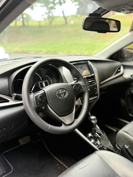 TOYOTA Yaris Sedan 1.5 16V 4P FLEX XLS MULTIDRIVE AUTOM�TICO CVT, Foto 9