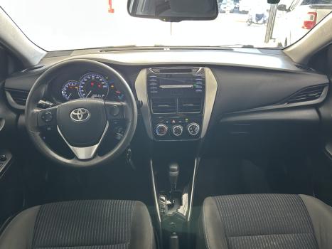 TOYOTA Yaris Sedan 1.5 16V 4P FLEX XL MULTIDRIVE AUTOM�TICO CVT, Foto 9
