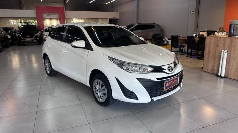 TOYOTA Yaris Sedan 1.3 16V 4P FLEX XL LIVE, Foto 2