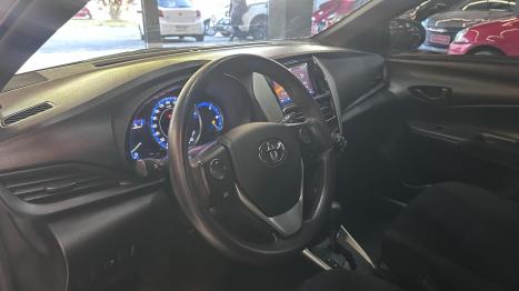 TOYOTA Yaris Sedan 1.3 16V 4P FLEX XL LIVE, Foto 13