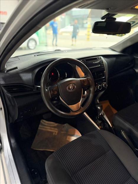 TOYOTA Yaris Sedan 1.5 16V 4P FLEX XL MULTIDRIVE AUTOM�TICO CVT, Foto 4