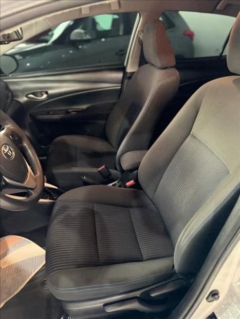TOYOTA Yaris Sedan 1.5 16V 4P FLEX XL MULTIDRIVE AUTOM�TICO CVT, Foto 6