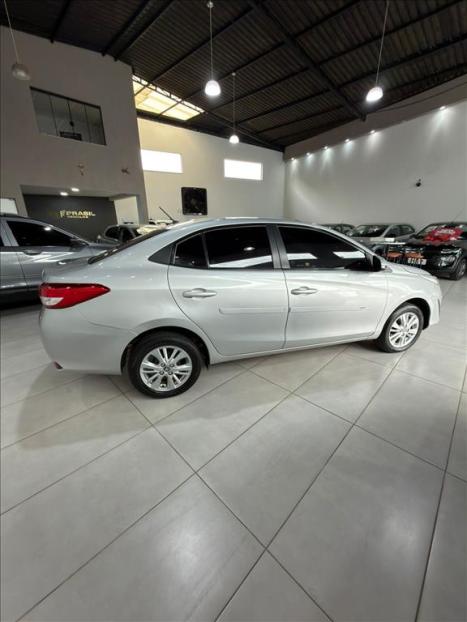 TOYOTA Yaris Sedan 1.5 16V 4P FLEX XL MULTIDRIVE AUTOM�TICO CVT, Foto 9