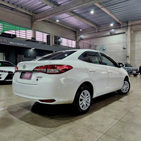 TOYOTA Yaris Sedan 1.5 16V 4P FLEX XL MULTIDRIVE AUTOM�TICO CVT, Foto 4