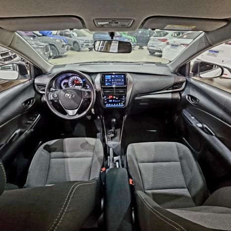 TOYOTA Yaris Sedan 1.5 16V 4P FLEX XL MULTIDRIVE AUTOM�TICO CVT, Foto 6