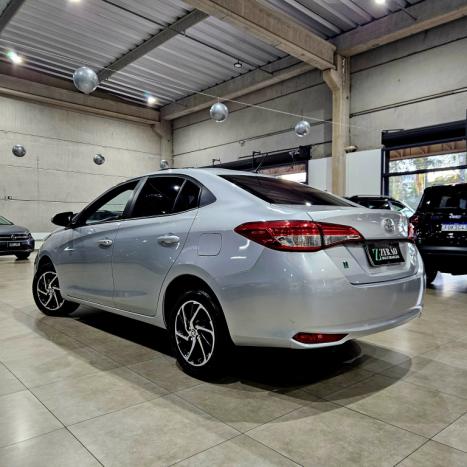 TOYOTA Yaris Sedan 1.5 16V 4P FLEX XLS MULTIDRIVE AUTOM�TICO CVT, Foto 5