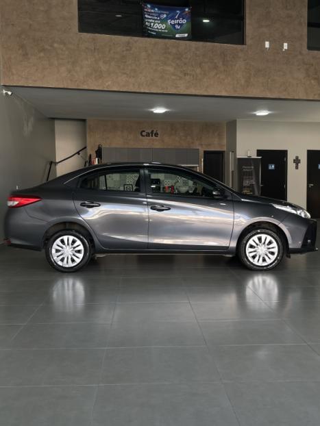 TOYOTA Yaris Sedan 1.5 16V 4P FLEX XL LIVE MULTIDRIVE AUTOM�TICO CVT, Foto 4