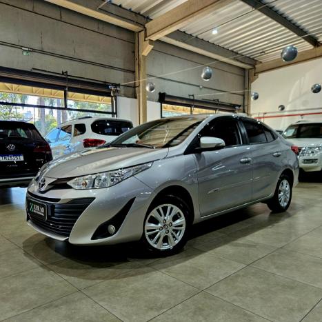 TOYOTA Yaris Sedan 1.5 16V 4P FLEX XL MULTIDRIVE AUTOM�TICO CVT, Foto 3
