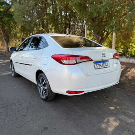 TOYOTA Yaris Sedan 1.5 16V 4P FLEX XL LIVE MULTIDRIVE AUTOM�TICO CVT, Foto 3
