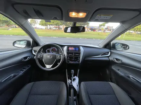 TOYOTA Yaris Sedan 1.5 16V 4P FLEX XL PLUS CONNECT MULTIDRIVE AUTOM�TICO CVT, Foto 14