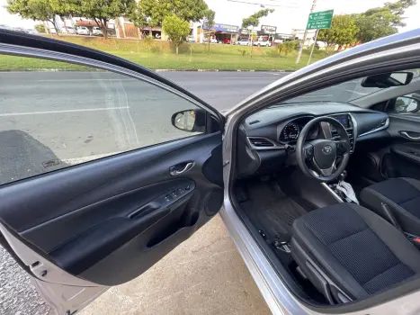 TOYOTA Yaris Sedan 1.5 16V 4P FLEX XL PLUS CONNECT MULTIDRIVE AUTOM�TICO CVT, Foto 15