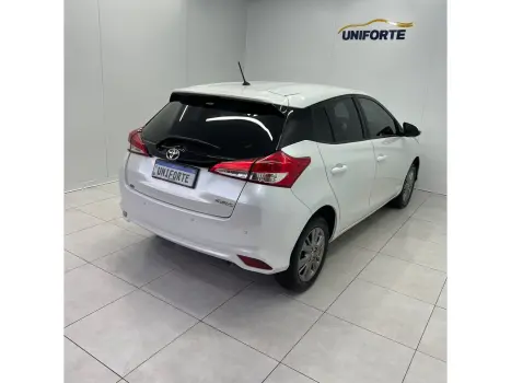 TOYOTA Yaris Sedan 1.5 16V 4P FLEX XL PLUS CONNECT MULTIDRIVE AUTOM�TICO CVT, Foto 4