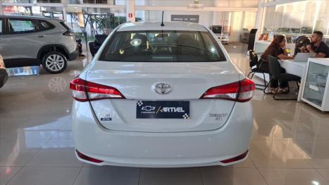TOYOTA Yaris Sedan 1.5 16V 4P FLEX XL MULTIDRIVE AUTOM�TICO CVT, Foto 4