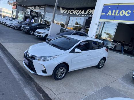 TOYOTA Yaris Sedan 1.5 16V 4P FLEX XS MULTIDRIVE AUTOM�TICO CVT, Foto 3