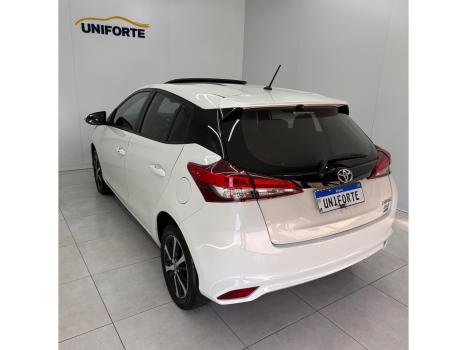 TOYOTA Yaris Sedan 1.5 16V 4P FLEX XLS CONNECT MULTIDRIVE AUTOM�TICO CVT, Foto 5