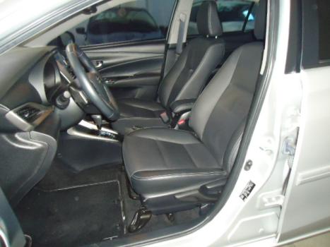 TOYOTA Yaris Sedan 1.5 16V 4P FLEX XLS CONNECT MULTIDRIVE AUTOM�TICO CVT, Foto 2