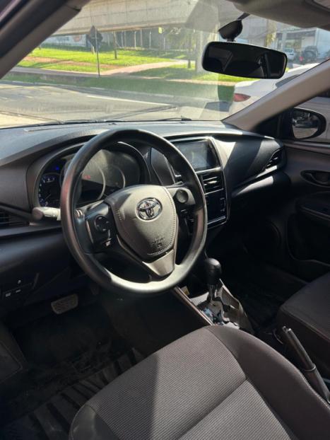 TOYOTA Yaris Sedan 1.5 16V 4P FLEX XL MULTIDRIVE AUTOM�TICO CVT, Foto 3