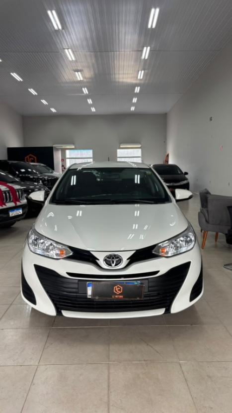 TOYOTA Yaris Sedan 1.5 16V 4P FLEX XL, Foto 2
