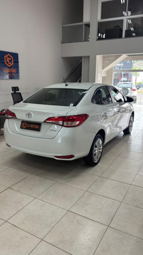 TOYOTA Yaris Sedan 1.5 16V 4P FLEX XL, Foto 5