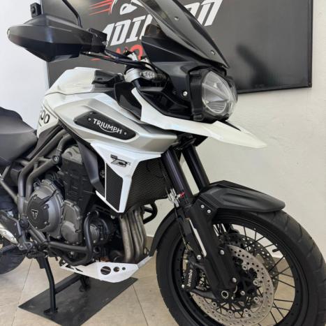 TRIUMPH Tiger 1200 XCX, Foto 2