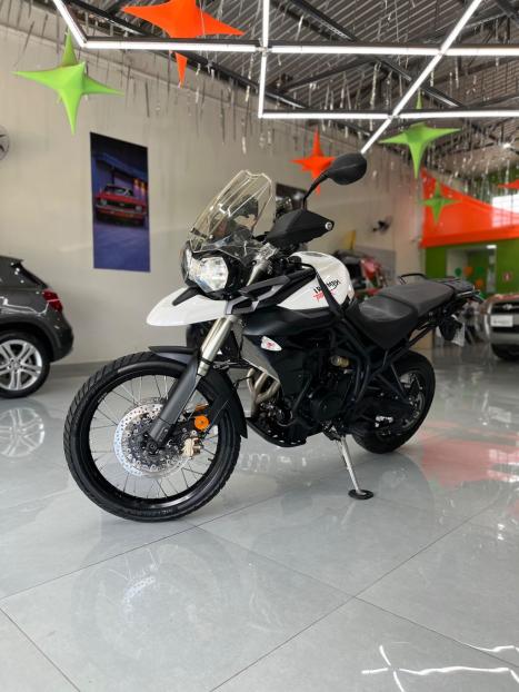 TRIUMPH Tiger 800 XC, Foto 1