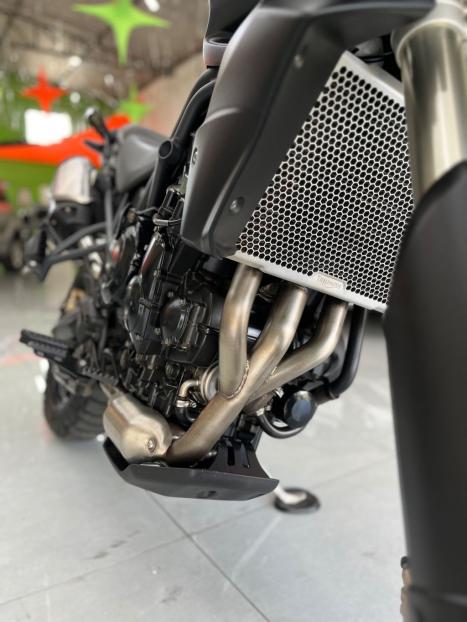 TRIUMPH Tiger 800 XC, Foto 3