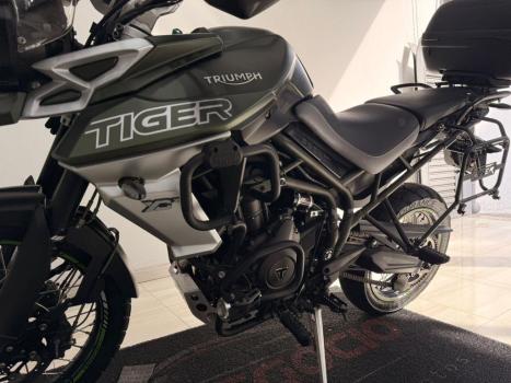 TRIUMPH Tiger 800 XCA, Foto 3