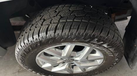 VOLKSWAGEN Amarok 2.0 16V 4X4 CABINE DUPLA HIGHLINE TURBO INTERCOOLER AUTOM�TICO, Foto 17