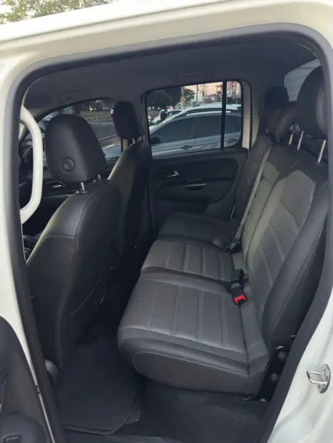 VOLKSWAGEN Amarok 3.0 V6 CABINE DUPLA HIGHLINE 4X4 TURBO INTERCOOLER AUTOM�TICO, Foto 9