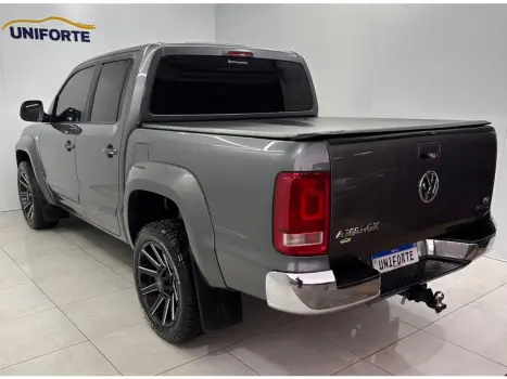 VOLKSWAGEN Amarok 3.0 V6 CABINE DUPLA HIGHLINE 4X4 TURBO INTERCOOLER AUTOM�TICO, Foto 6
