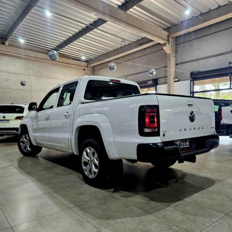 VOLKSWAGEN Amarok 3.0 V6 CABINE DUPLA COMFORT 4X4 TURBO INTERCOOLER AUTOM�TICO, Foto 5