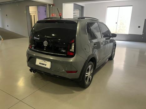 VOLKSWAGEN Cross UP 1.0 12V 4P TSI FLEX, Foto 4