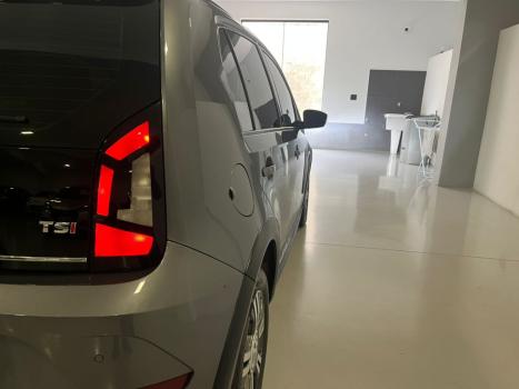 VOLKSWAGEN Cross UP 1.0 12V 4P TSI FLEX, Foto 8