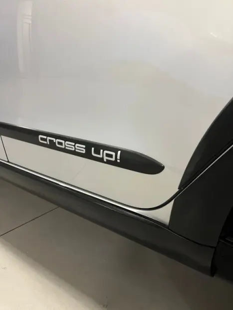 VOLKSWAGEN Cross UP 1.0 12V 4P TSI FLEX, Foto 17